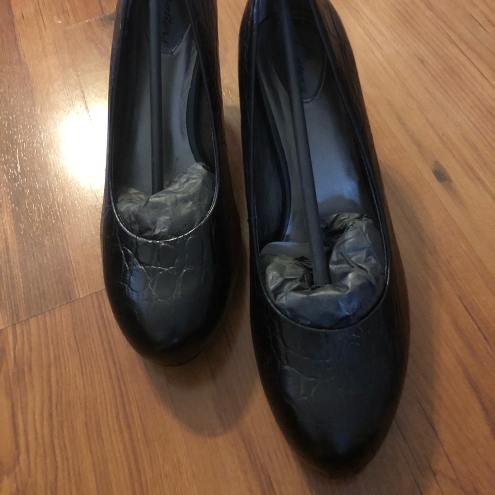 Black Pump NEW 8N